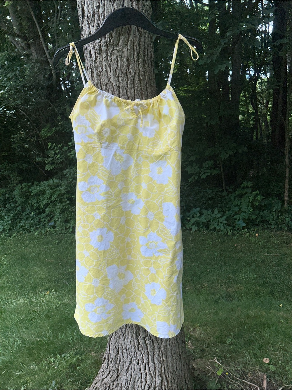 Vintage Y2K H&M Yellow & White Floral Hibiscus Print Tie Front Dress